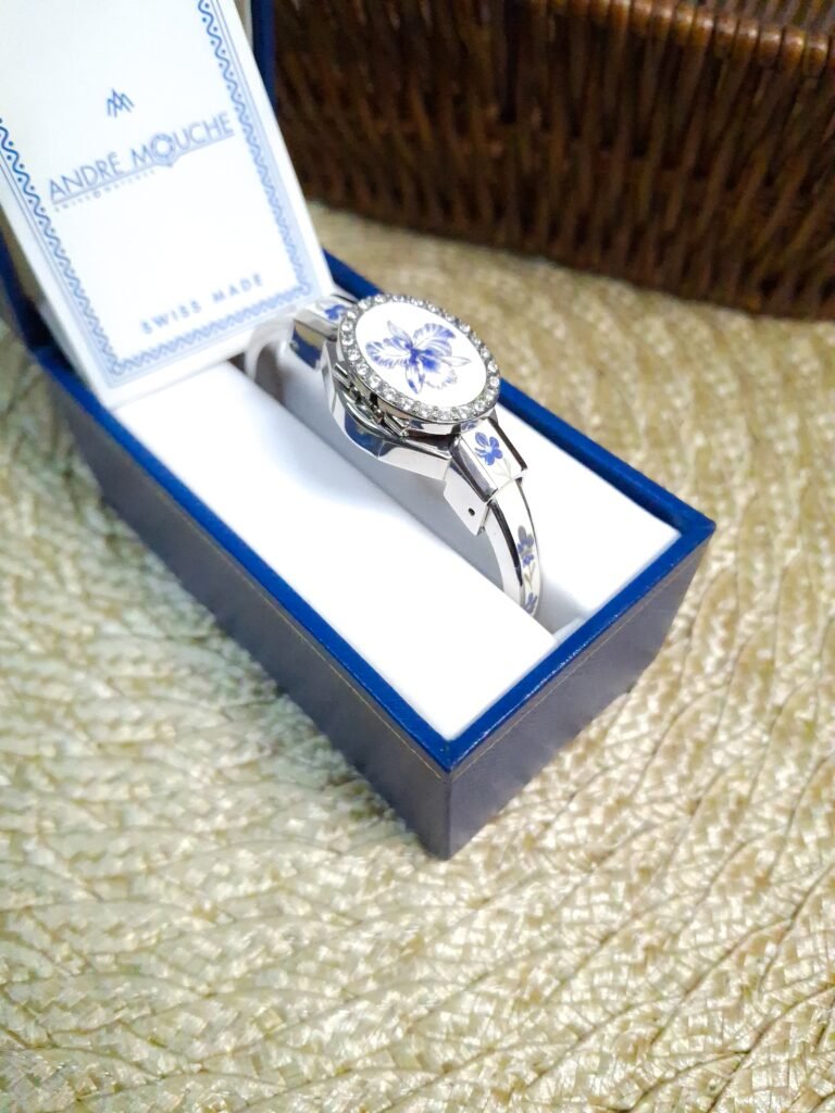 André Mouche Swiss White & Blue Floral Watch, foto 2