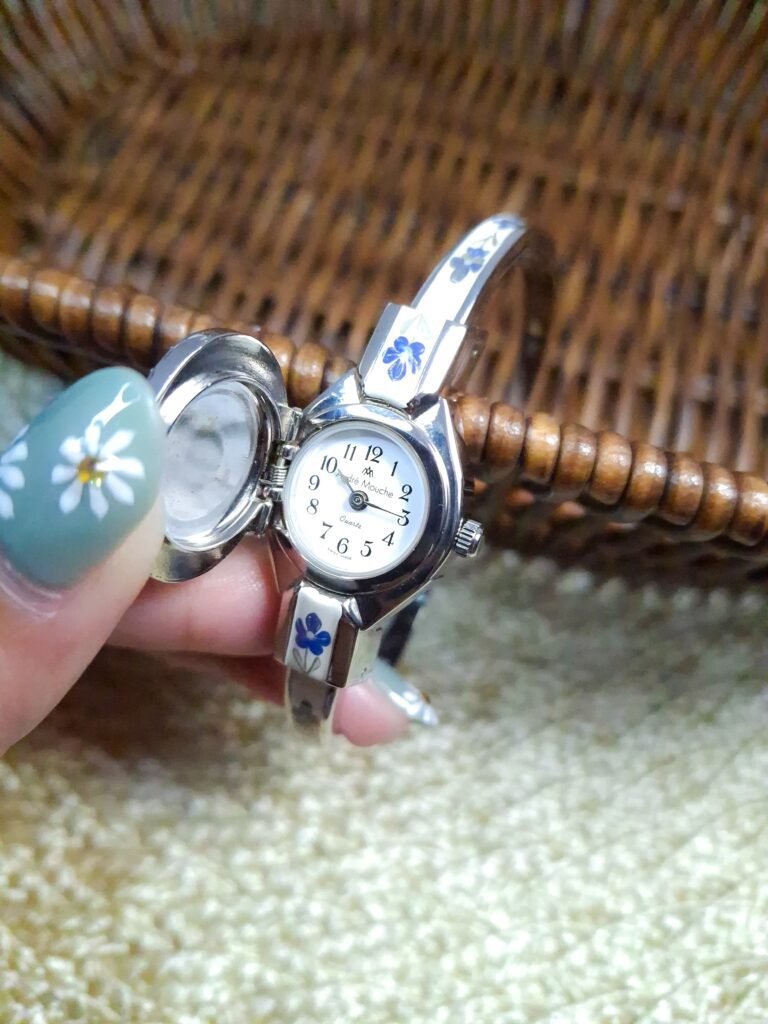 André Mouche Swiss White & Blue Floral Watch, foto 5
