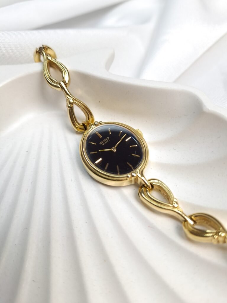 Seiko Black Dial Gold Ladies Watch, foto 1