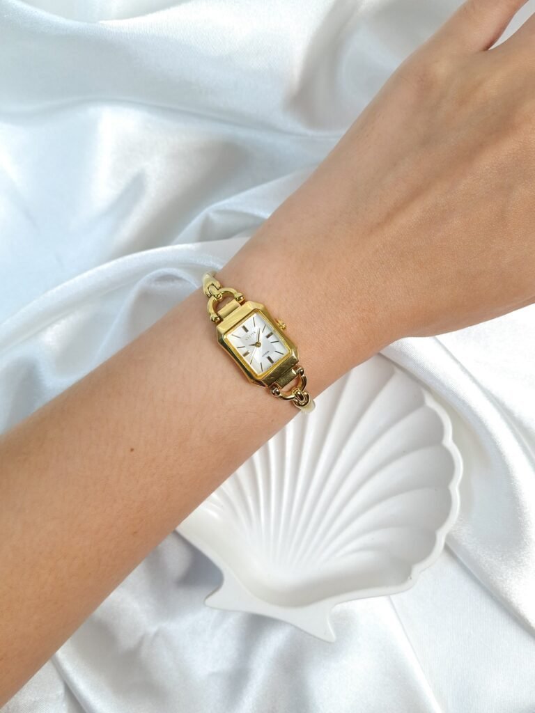 Citizen Cletia Bangle Watch, foto 2