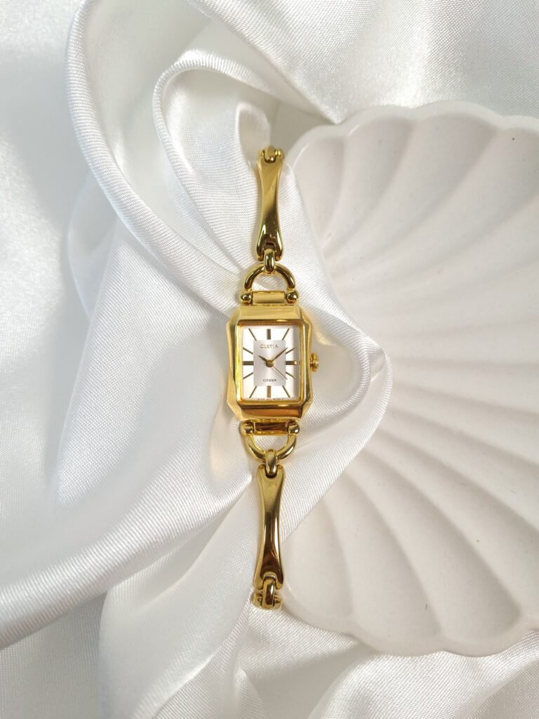 Citizen Cletia Bangle Watch, foto 1