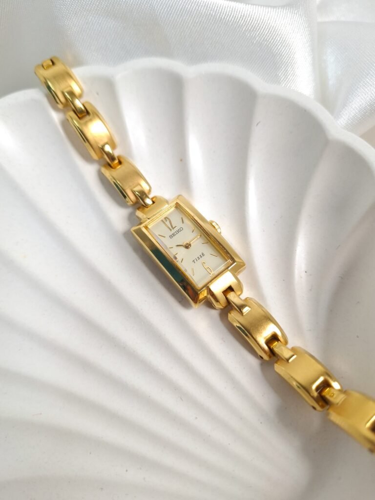 Seiko Tisse Gold Rectangular Ivory Dial, foto 3