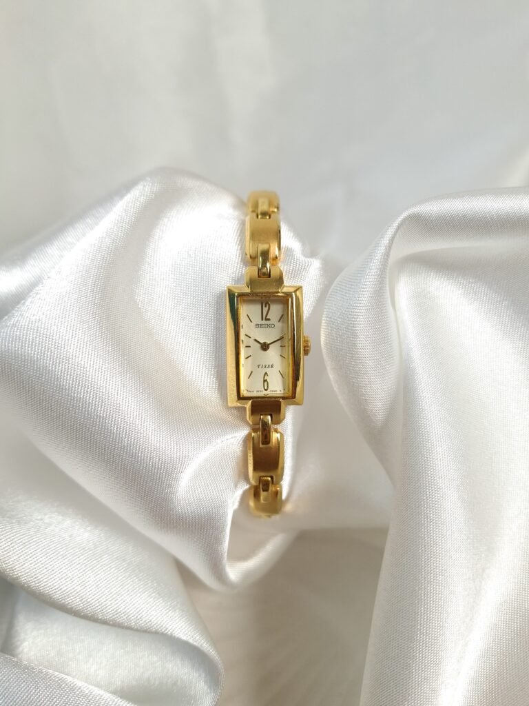 Seiko Tisse Gold Rectangular Ivory Dial, foto 4