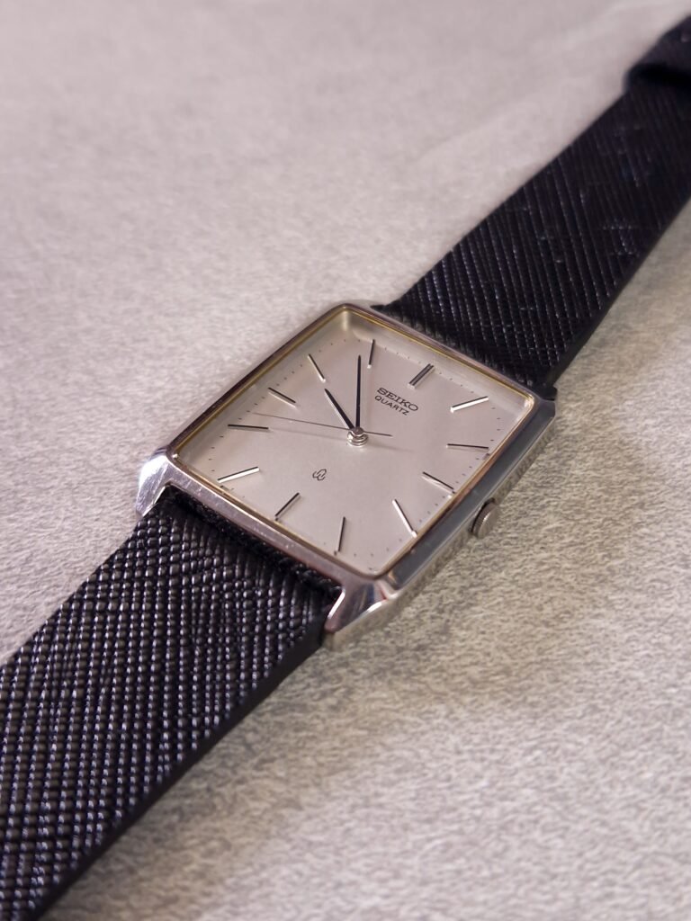 Seiko Tank Linen Silver Dial, foto 3