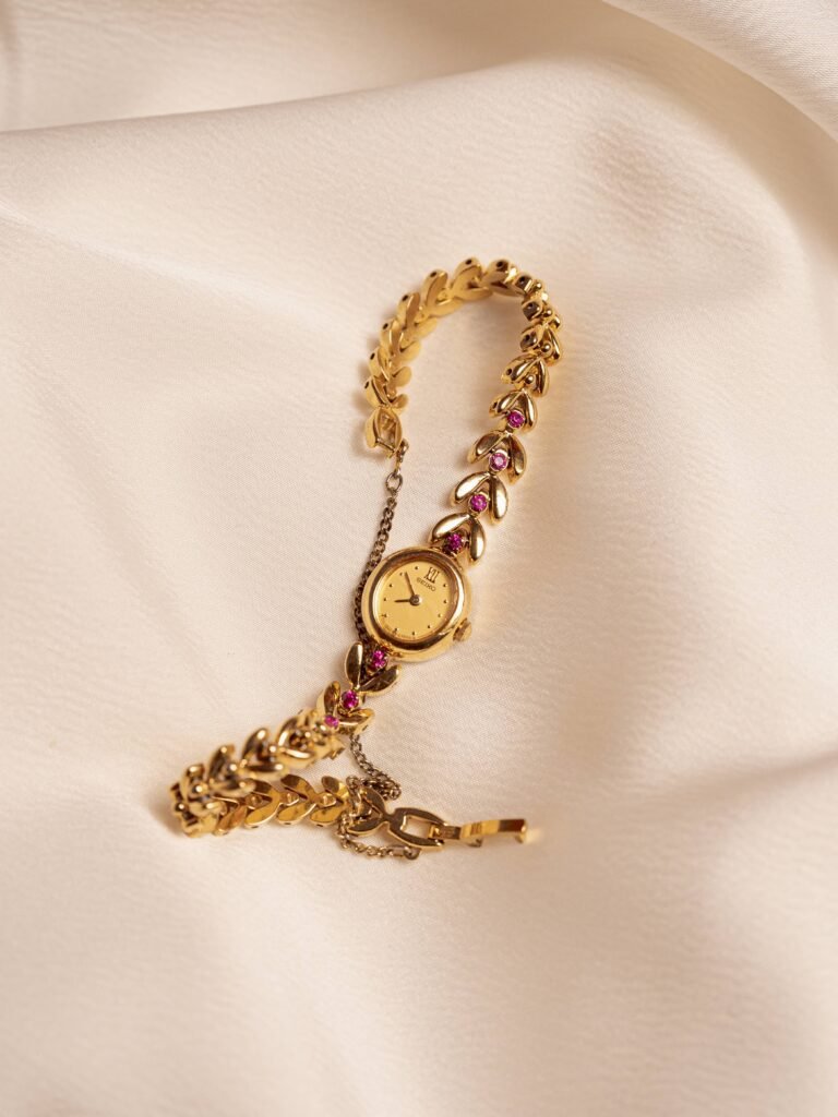 Seiko Gold Leaf Ruby-Accent Bracelet, foto 3