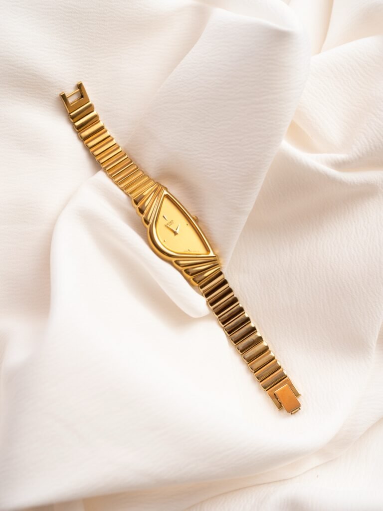 Seiko Half Moon Gold Dial, foto 1